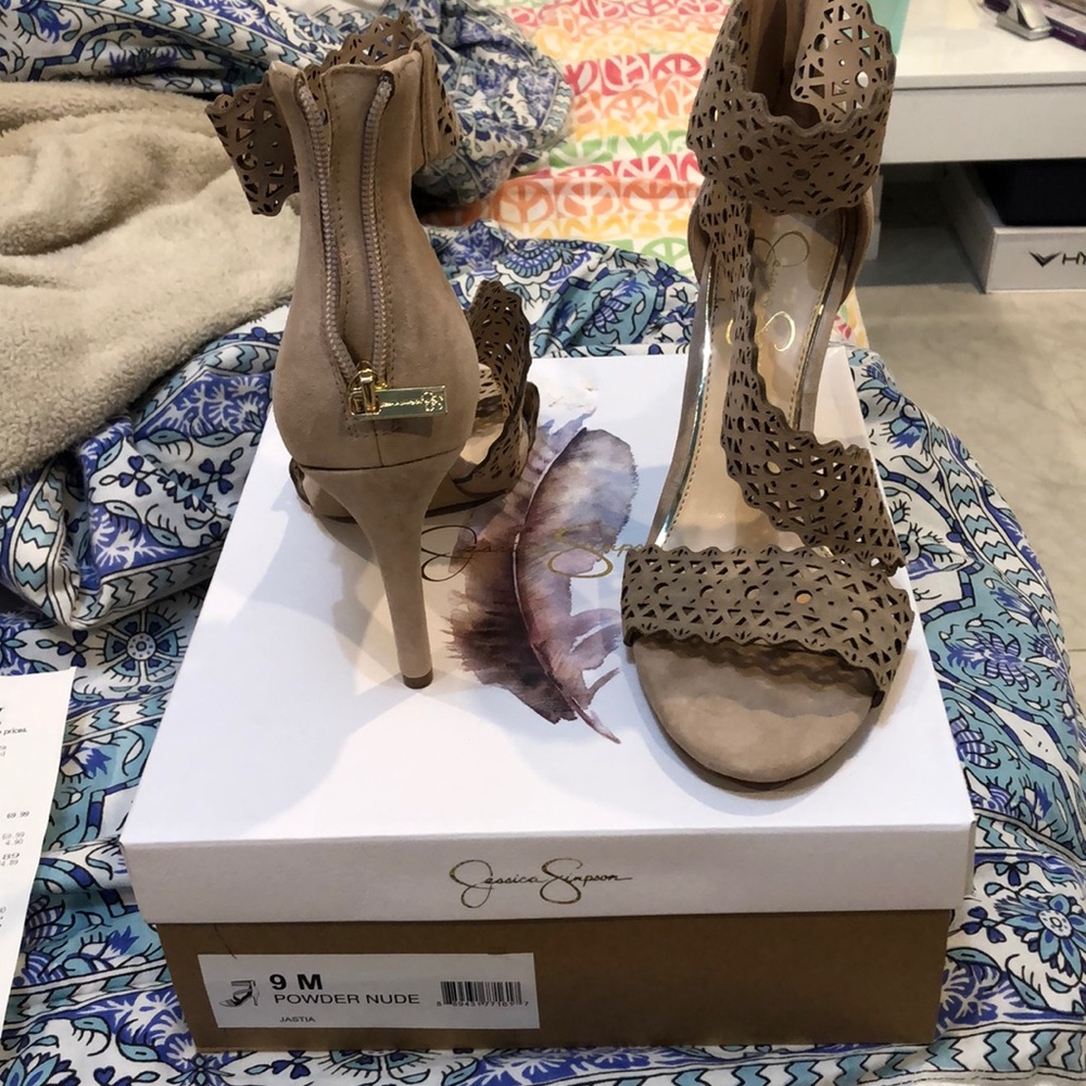Jessica Simpson heels